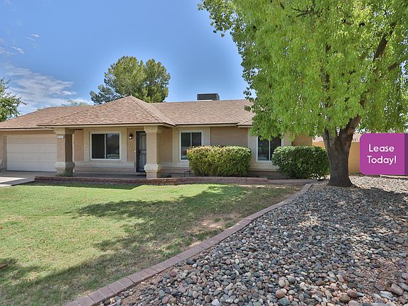 3rd image of 625 N Dustin Ln