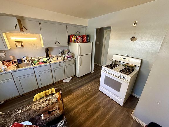 3rd image of 6530 W Carmen AVENUE #6532
