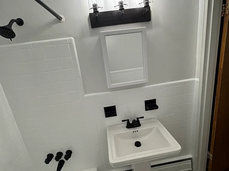 7231 Oxford Ave #3 — Photo 11
