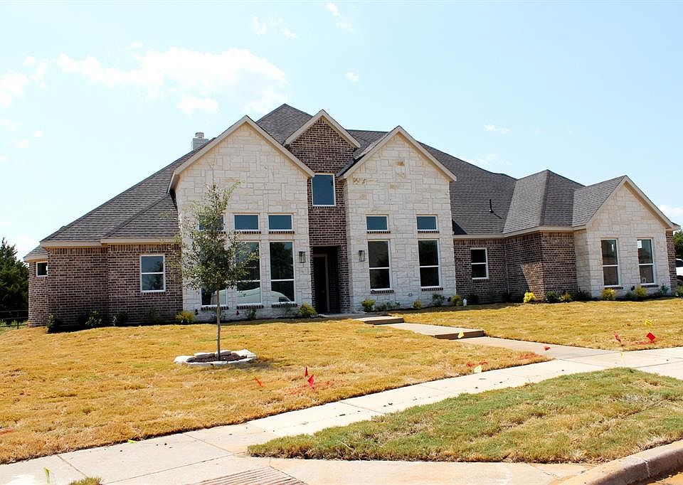 1st image of 2901 Sunnyside Dr