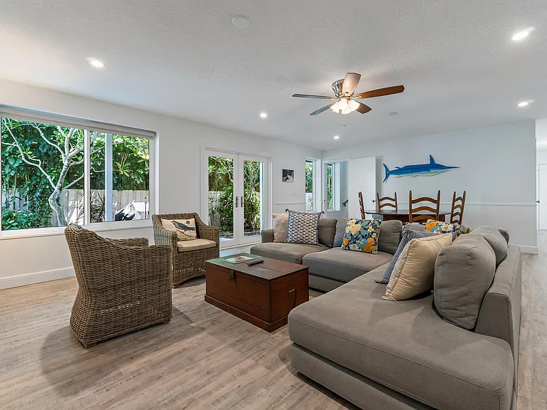 3463 Canal Ct — Photo 44