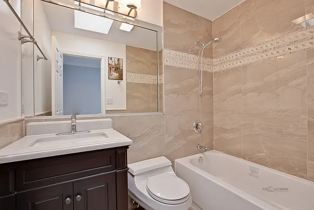 1411 W Harrison St — Photo 15