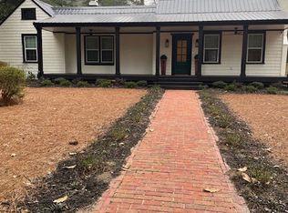 465 Country Club Dr, Southern Pines, NC 28387
