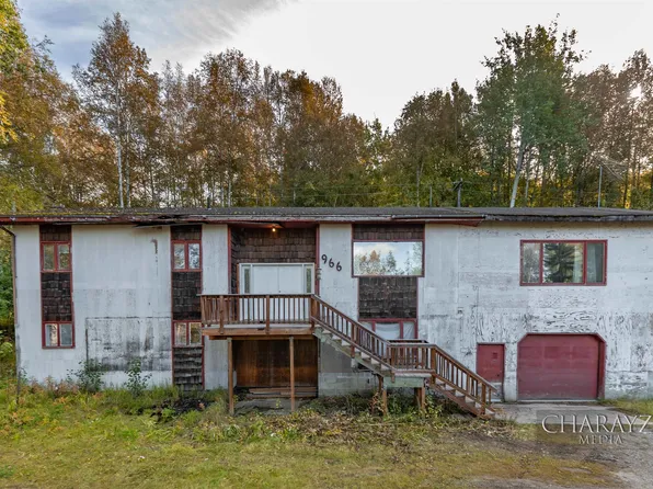 966 Kokomo St, Fairbanks, AK 99712