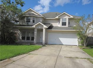 24 Tulleries Garden Ln, Harvey, LA 70058
