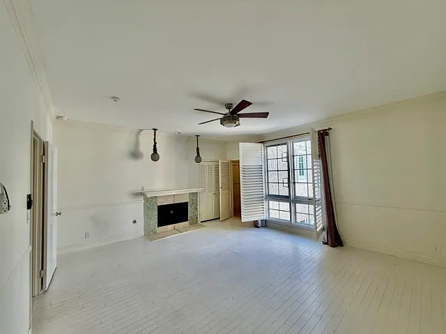 1242 Berkeley St #14 — Photo 14