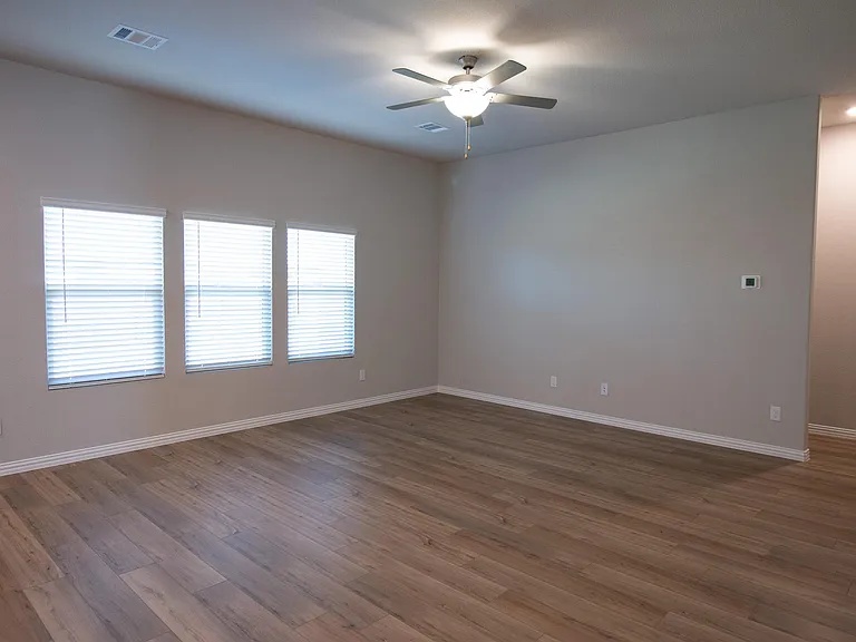 1103 Sweetleaf St — Photo 14