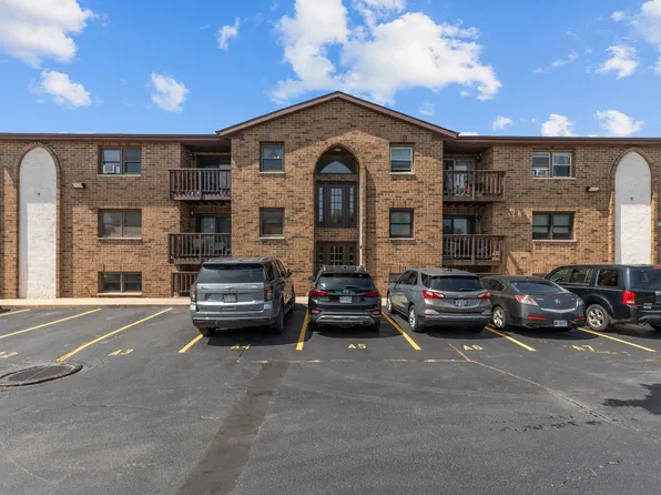 1161 Gillingham Rd Unit 4A, Neenah, WI 54956