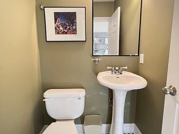 215 Harvard St. #23 Medford (Tufts University) Unit Photo