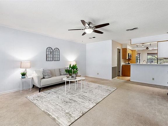 3rd image of 101 Settlers Dr