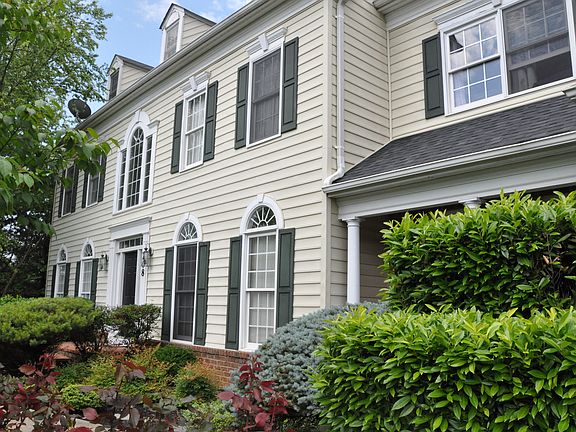 2nd image of 208 Prettyman Dr