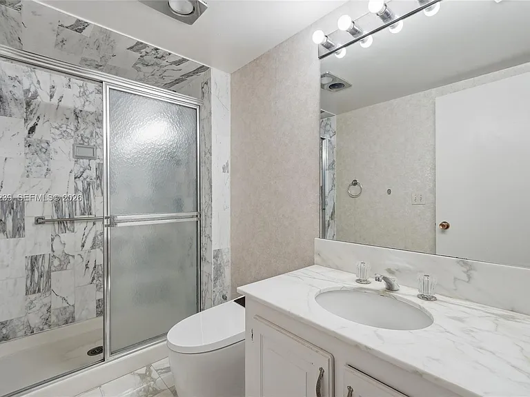 9801 Collins Ave #14D — Photo 47