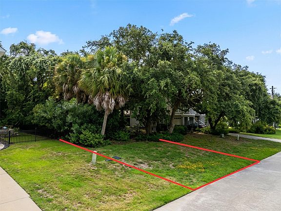 5th image of 3423 Eckert Dr
