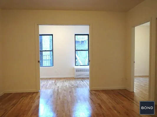 Rented by Bond New York | media 4