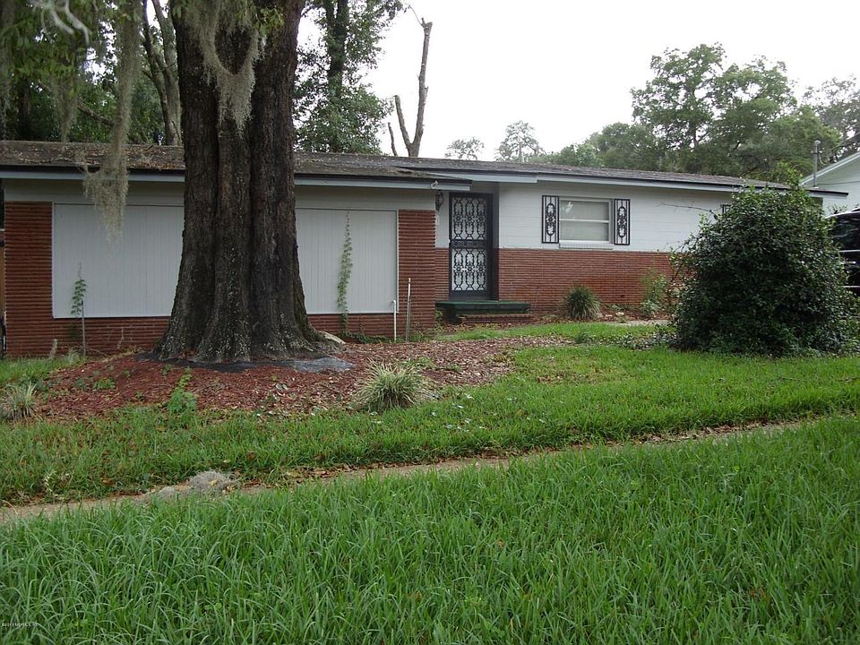 1st image of 2387 Flo Dr W
