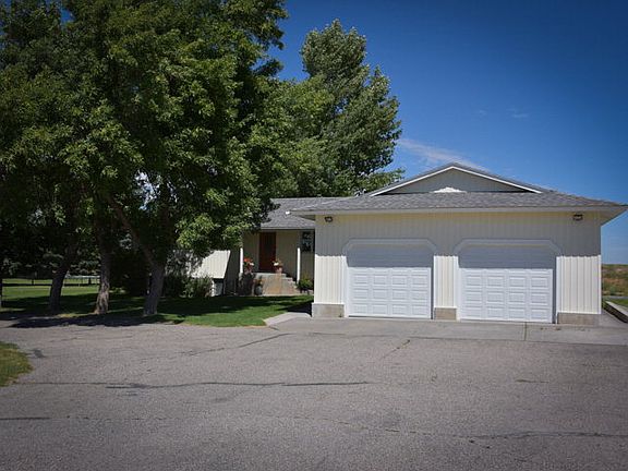 5th image of 390 N Karey Ln