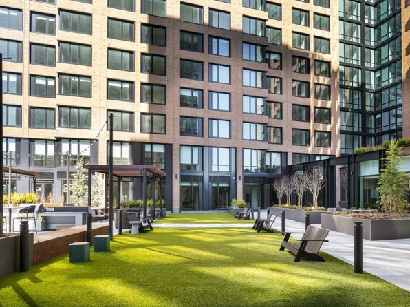 54 Crown Street image 38 of 40