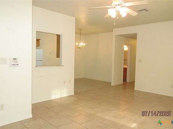4th image of 2606 Edgefield St