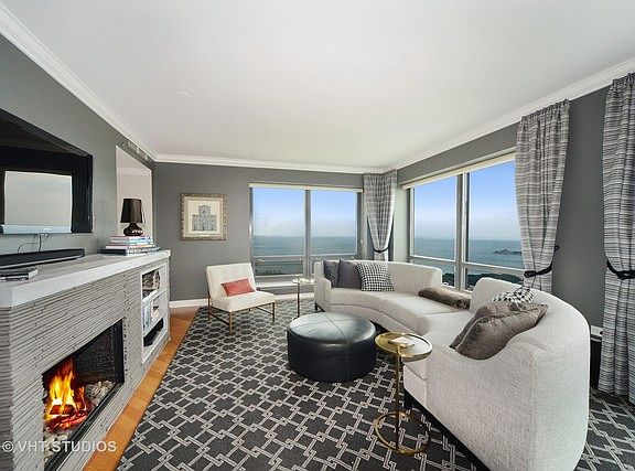 3rd image of 130 N Garland Ct #7-82