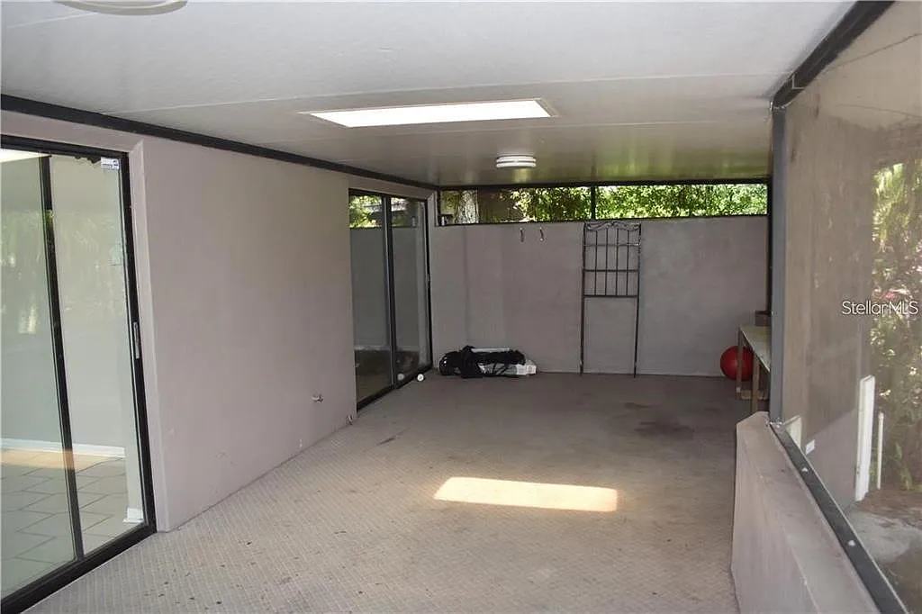 2 bed, 2.0 bath, 1116 sqft, $2,000 — Photo 3