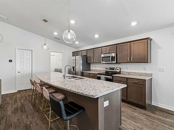 5th image of 11619 Stone Pine St