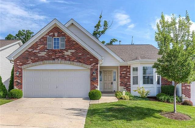 1st image of 119 Lindbergh Place Dr