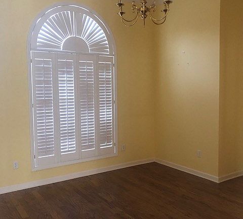 5th image of 235 Woodcrest Dr