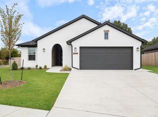 20091 Park Ln, Harrah, OK 73045