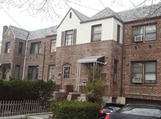 1013 Rhinelander Ave, Bronx, NY 10462