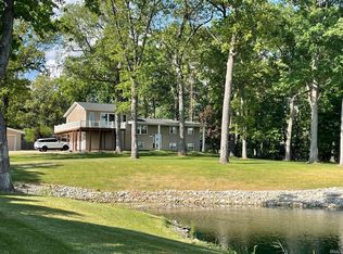 1004 E Olson Rd, Rochester, IN 46975