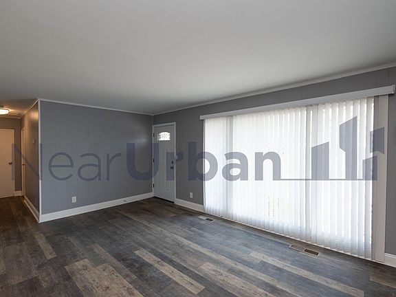 3rd image of 2209 Belvoir Blvd