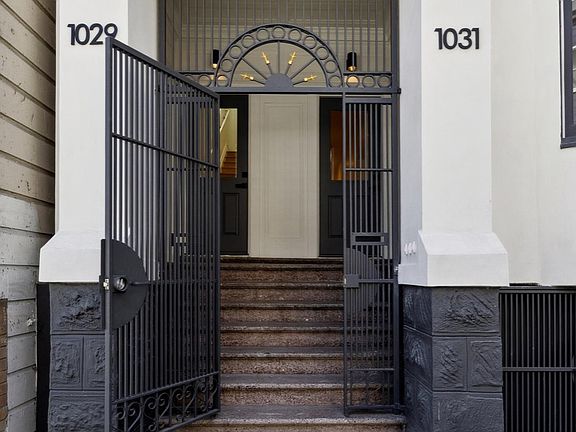 2nd image of 1031 Jackson St