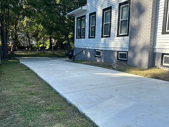 2nd image of 520 S Church St