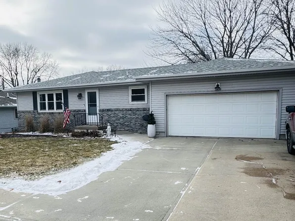 1809 N 17th St, Norfolk, NE 68701