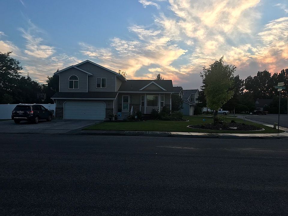 1st image of 3494 Creek Side Dr