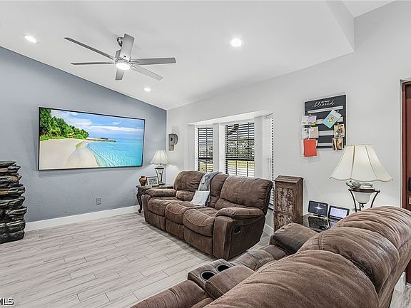 5th image of 4176 NW 39th Pl