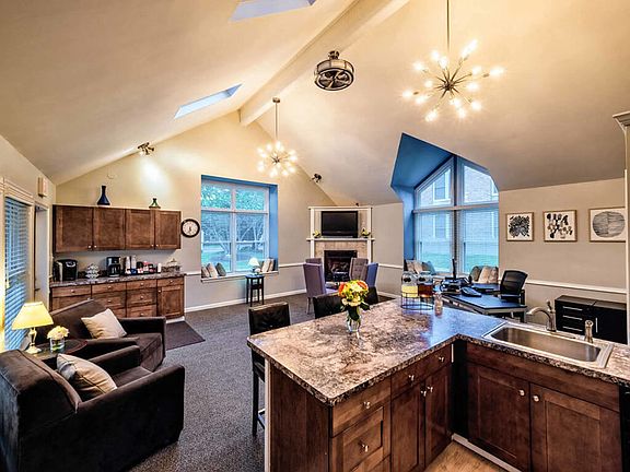 5th image of 160 Brookfield Cir #714