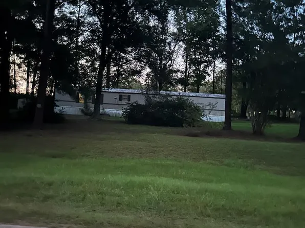 8331 Westgreen Broxton Rd, Douglas, GA 31533