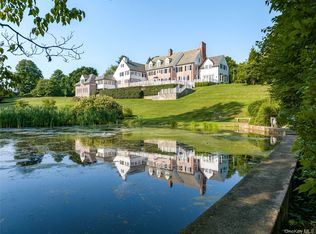 25 Hilltop Place, Rye, NY 10580
