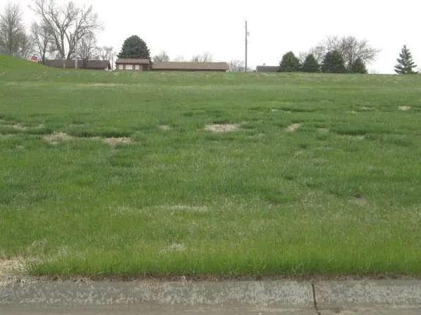 103 Ridge View Dr, Coleridge, NE 68727