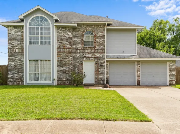 1004 Creekside Dr, Mesquite, TX 75181