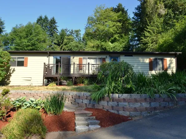 3349 NE 202nd St, Lake Forest Park, WA 98155