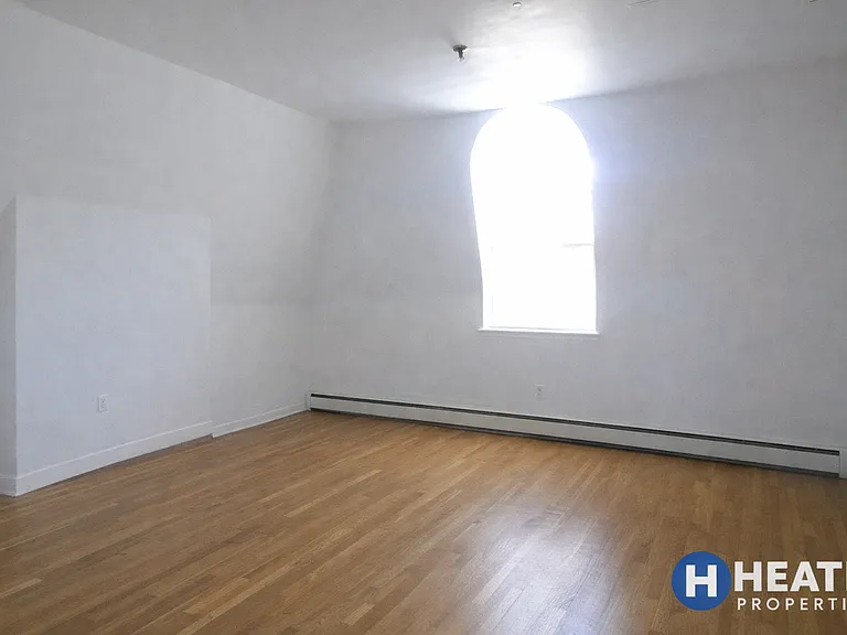 168 Northampton St #4 — Photo 11