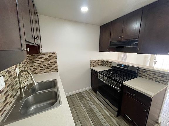 3rd image of 1327 W Stoneridge Ct #7