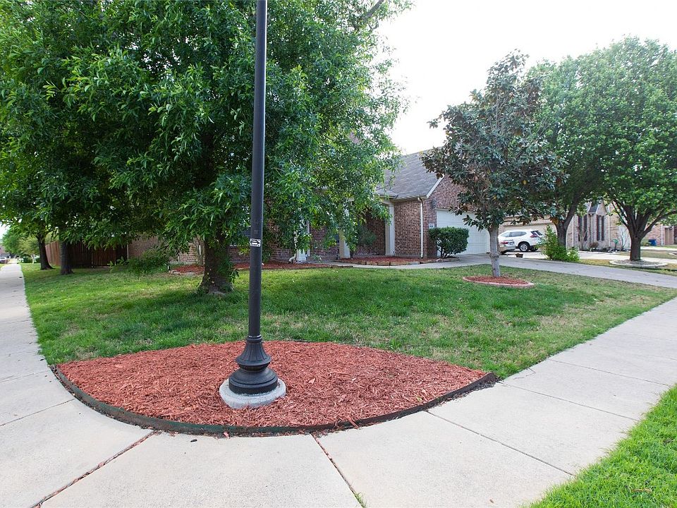 2684 Whispering Trl, Little Elm, TX 75068 MLS 20299045 Zillow