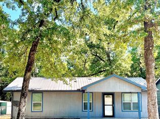 420 Ridgewood Dr, Tool, TX 75143