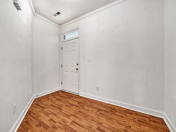 5th image of 2505 Feather Garden Cir
