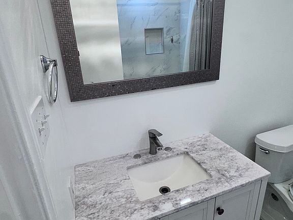 3rd image of 10466 Hammerly Blvd