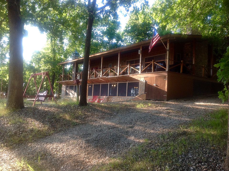 1st image of 10413 Shelby Dr