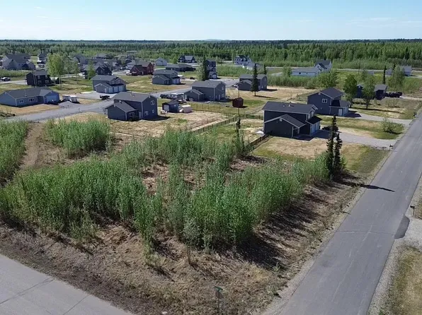 2758 W 2nd Ave, North Pole, AK 99705